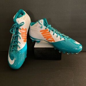 Nike Miami Dolphins cleats in size 14.5 in vivid Miami colors.